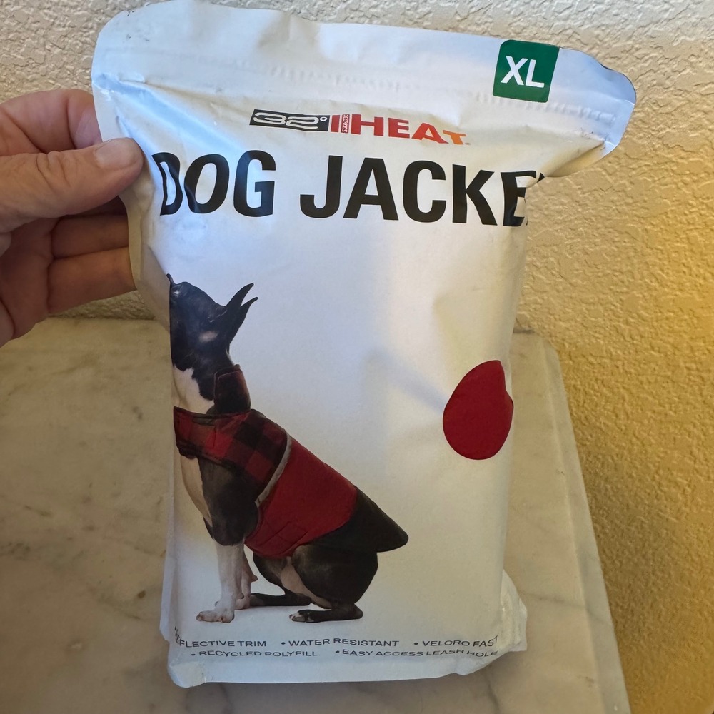 32 Degrees Heat Dog Jacket XL Red Buffalo Plaid Water Resistant Pet Vest 1641148